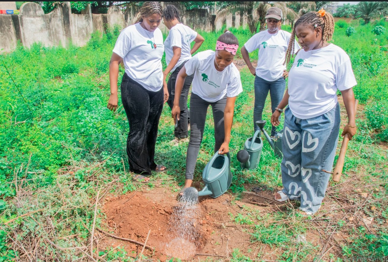 🌱 Planter un arbre, c’est poser un acte de leadership
